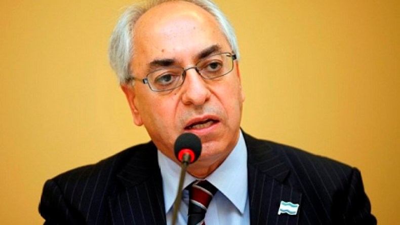 سيدا: “لا مكان لطلاس وحجاب في أي حكومة انتقالية مقبلة”