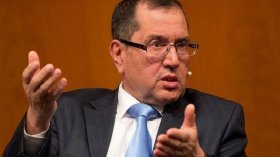 بوطرفة: اجتماع الجزائر ملزم بالتوصل لحل إيجابي