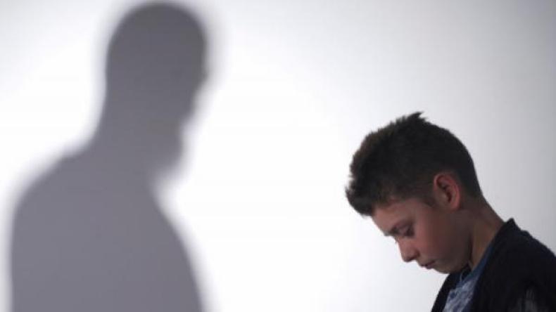 كيف أوجه ابني المراهق لأعمال الخير؟