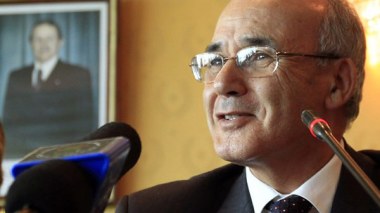 L’empereur du Japon honore Youcef Yousfi