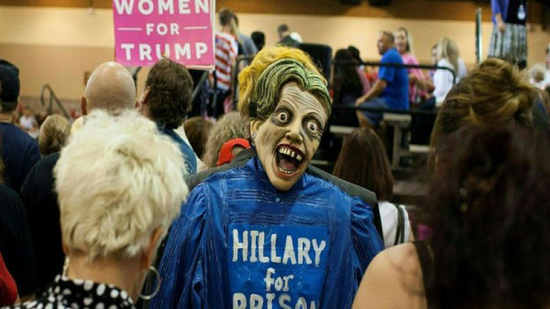 إف بي آي يستعد للتحقيق ببريد كلينتون الإلكتروني