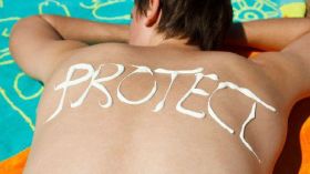 الكريمات الواقية من الشمس تُسبب العقم للرجال!