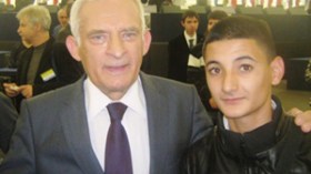 ‬نابغة‭ ‬جزائري‭ ‬يتوج‭ ‬بملك‭ ‬الرياضيات‭ ‬من‭ ‬أربعين‭ ‬دولة‭ ‬أورو‭ ‬متوسطية‭ ‬