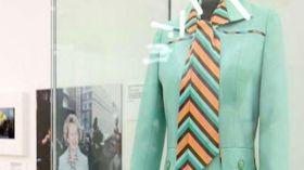 الأزياء.. و”قوة النساء”