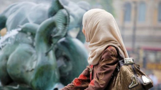 أقوال مضحكة عن النساء.. هل حقا خلقن هكذا؟