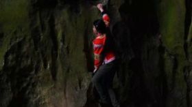 هذه هي الصينية الملقبة بالمرأة العنكبوت؟!