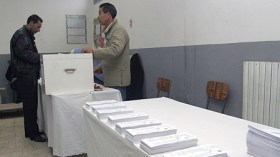 شكوك حول تضخيم الكتلة الناخبة ومطالب بحكومة غير متحزبة