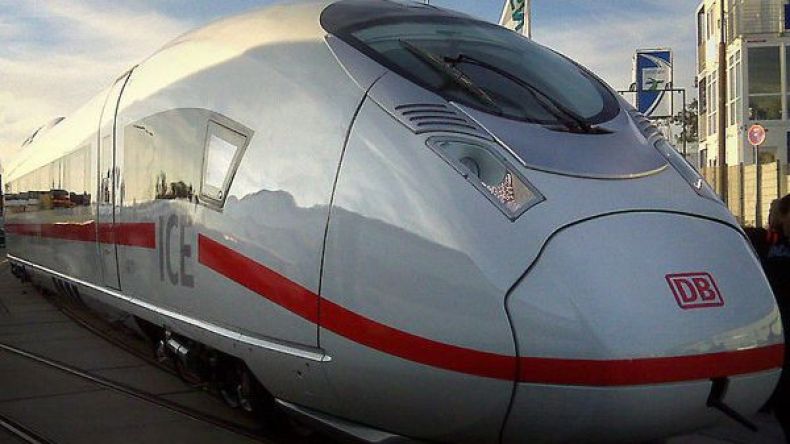 شركة سكك حديد ألمانية تعتزم تخصيص مقطورات للنساء فقط