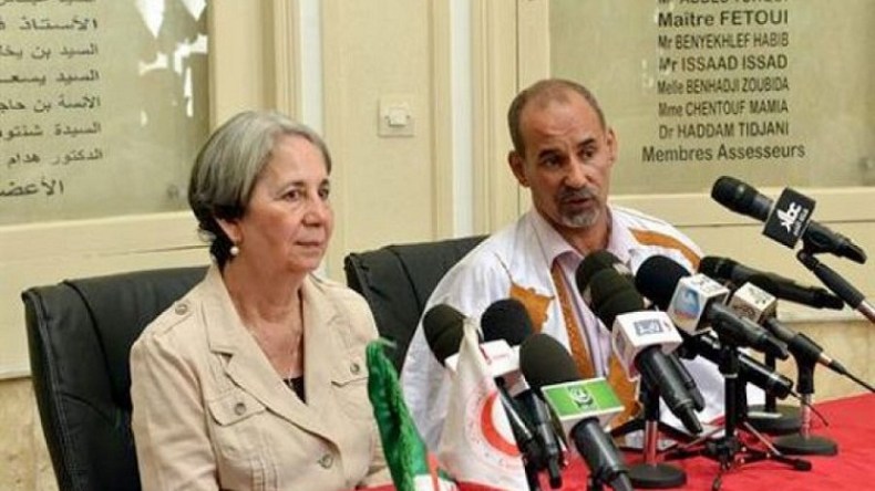 الهلال الأحمر الجزائري يرسل مساعدات إنسانية للاجئين الصحراويين