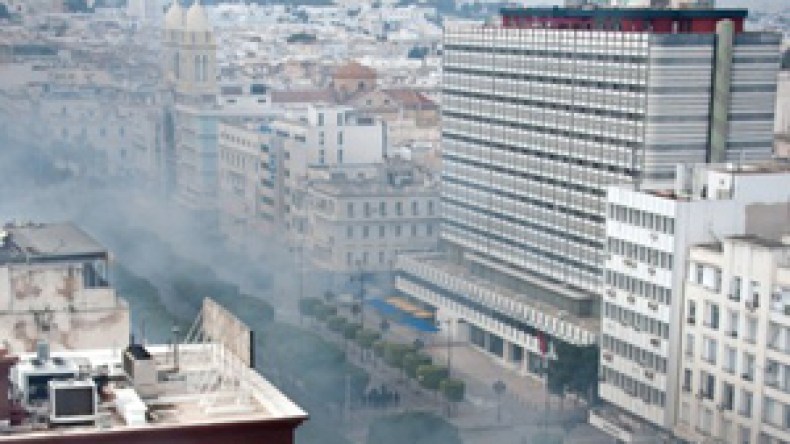 خالد‭ ‬قرميز‭ ‬للشروق:الوضع‭ ‬السياسي‭ ‬صعب‭ ‬في‭ ‬تونس‭ ‬وعلى‭ ‬الحكومة‭ ‬موافقة‭ ‬إرادة‭ ‬الشعب