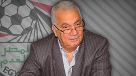 الجنزوري ينهي مهام مجلس إدارة إتحاد الكرة المصري