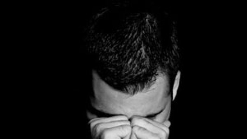 راحة النفوس: هل‭ ‬أقطع‭ ‬صلتي‭ ‬بوالدي‭ ‬الذي‭ ‬يتاجر‭ ‬في‭ ‬الخمر؟‭