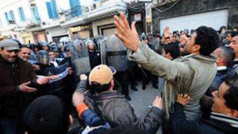 عشرات القتلى والجرحى في مدينة القصرين التونسية