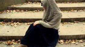 خطيبي أخفى علي مرضه.. هل أكمل معه؟!