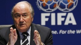 بلاتير: ليس عدلا تمثيل 5 منتخبات فقط لإفريقيا