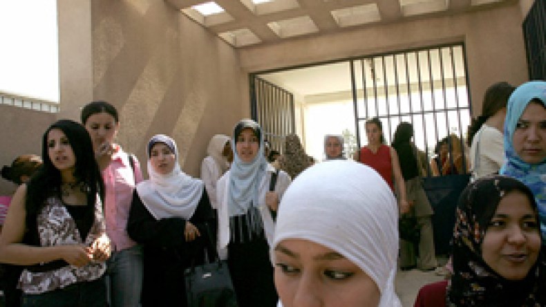 انتقادات واسعة لمبادرة ملكة جمال الجامعة الجزائرية