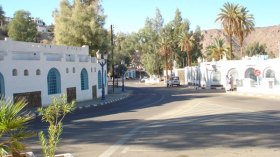 قرارات غلق المحلات التجارية مؤجلة إلى إشعار آخر بجانت