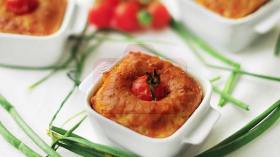 كيك مملح بطماطم كرزية