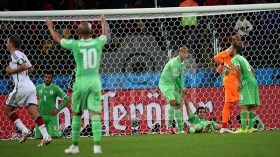 الجزائريون راضون عن أداء المنتخب الوطني