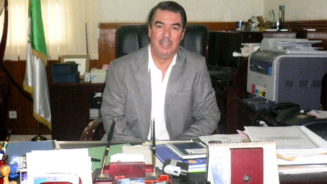حجار: الجامعة الجزائرية بخير