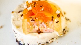 مثلجات بالعسل واللوز