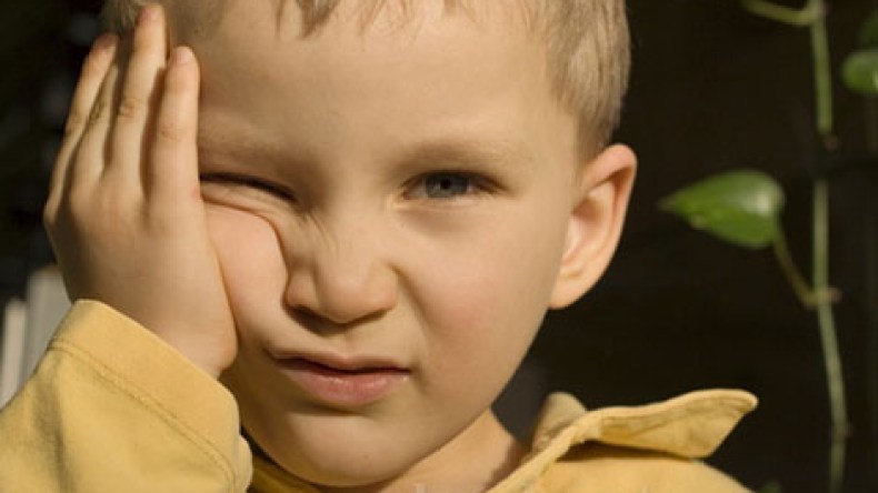 لن يعاني أي طفل يولد بعد العام 2026 من تسوس الأسنان