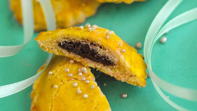 صابلي محشي بالشكولاطة السوداء