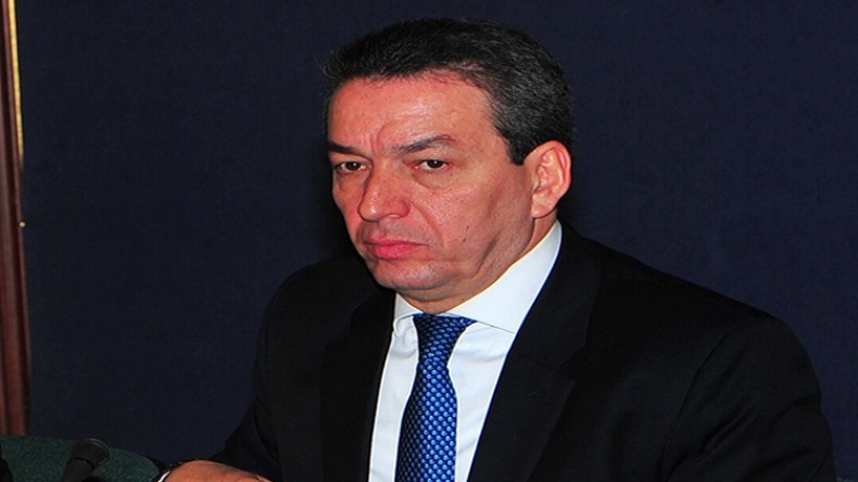 بن يونس يعرض مشروع قانون التجارة الخارجية بمجلس الأمة