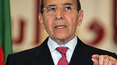 Noureddine Yazid Zerhouni à Echorouk : «  Je n’ai pas besoin d’une délimitation de prérogatives pour exercer mes fonctions de vice-premier ministre »