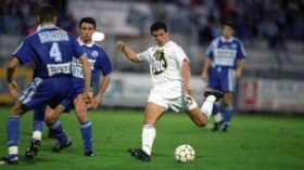 26 فيفري 1993: المحاربون يقصون نجوم غانا