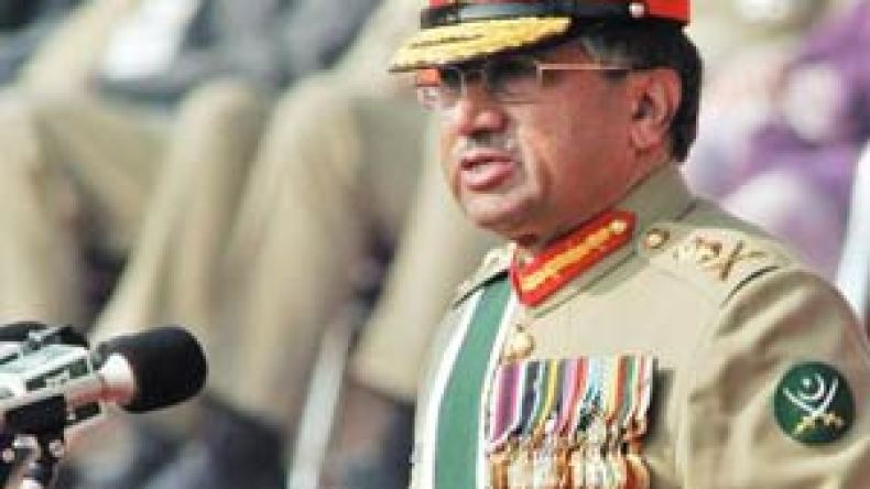 إجراءات لعزل الرئيس الباكستاني