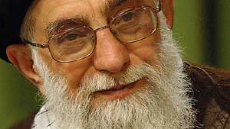 خامنئي لخالد مشعل: من يتخلى عن المقاومة سيدفع الثمن