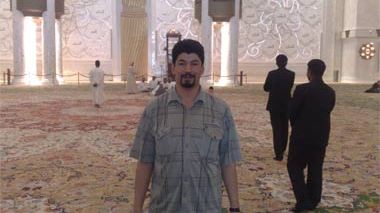 Ech Chorouk visite la troisième plus grande mosquée du monde : des touristes occidentaux s’y sont convertis à l’islam…