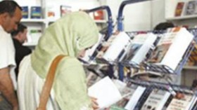 الطلبة.. الأكثر تهافتا على كتاب “جزائريون في أمريكا”