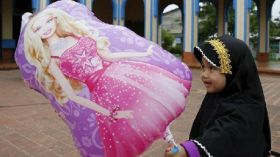 إنه العيد… اجعليه فرصة لتعليم أبنائك معنى الخير