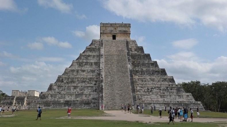 الكشف عن سر اندثار حضارة المايا!