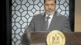 مرسي يؤدي اليمين ويحتفل بتنصيبه من جامعة القاهرة