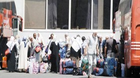 مجهولون يُهاجمون حافلة معتمرين بالأسلحة البيضاء