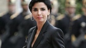 الوزيرة الفرنسية رشيدة تتعرض للانتقاد