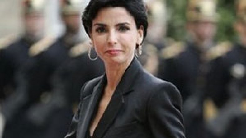 الوزيرة الفرنسية رشيدة تتعرض للانتقاد