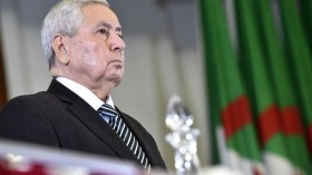 بن صالح يجري حركة واسعة في السلك الدبلوماسي