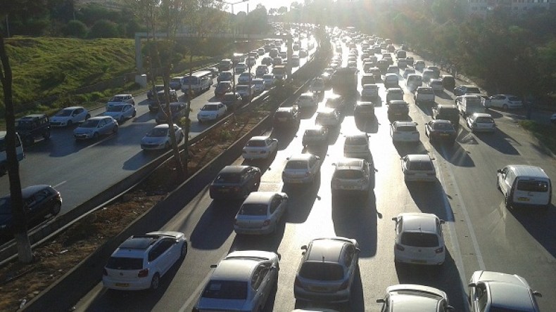 مؤسسة جزائرية-إسبانية لتخفيف ازدحام المرور بالعاصمة