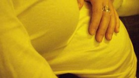 ميكانيكي ورئيسة جمعية معوقين يقودان شبكتي إجهاض