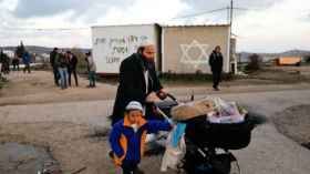 إسرائيل تبني أول مستوطنة جديدة في الضفة الغربية