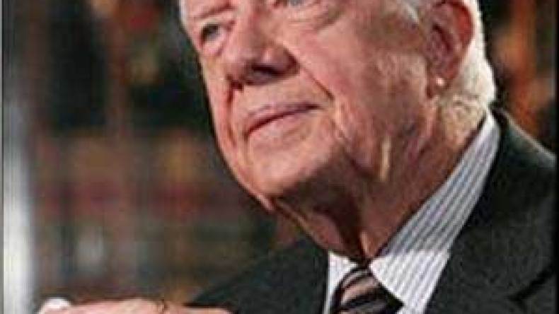 كارتر يطالب بانسحاب هيلاري كلينتون