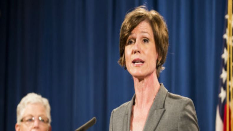 ترامب يطيح بوزيرة العدل بعد رفضها تطبيق قراره المثير للجدل