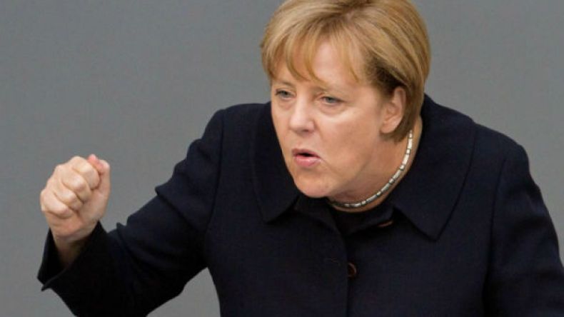 ميركل تعارض ترامب في كلمة