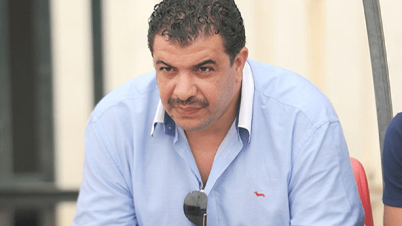 بابا يتهم 4 لاعبين بإثارة الفتنة داخل بيت الحمراوة