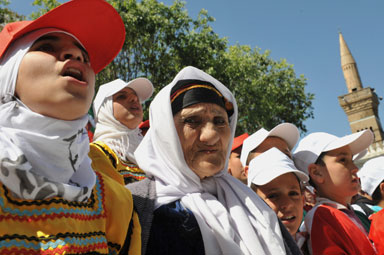 Algeria marks 65th anniversary of massacre