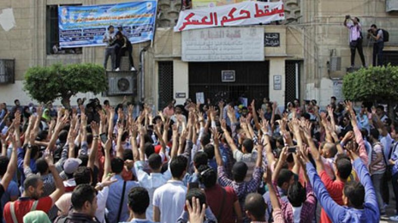 استهداف مسيرة بأسيوط وحراك طلاب مصر مستمر